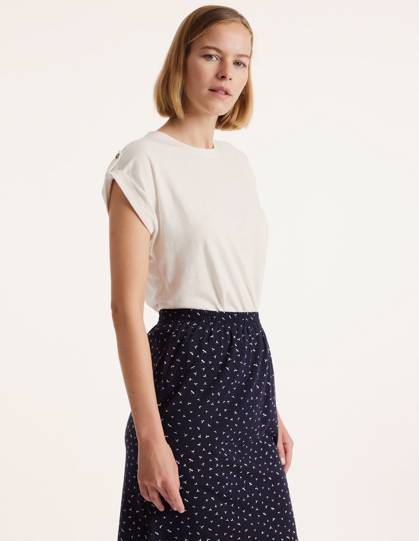 Elyana Seed Print Skirt in Navy